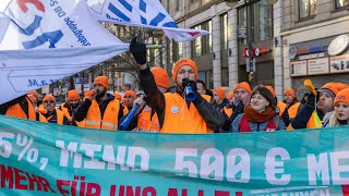 Verdi sieht großen Rückhalt für Streik in der Bevölkerung  AFP [upl. by Tito]