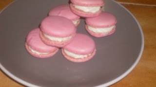 Comment faire des macarons garnie à la ganache au chocolat blanc [upl. by Nedrah887]