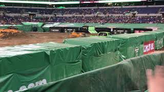 Monster Jam Indianapolis 2017  October avenger freestyle [upl. by Anirehc]