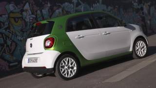 smart forfour electric drive white electric green Exterior Design  AutoMotoTV [upl. by Notsirb]