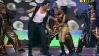 Akshay Kumar Paisa Paisa Song Perfomance at Sabse Favourite Kaun 2010 [upl. by Atikim29]