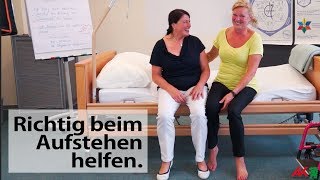 Jemandem richtig beim Aufstehen helfen [upl. by Bassett424]