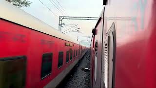 12733TPTYLPI NARAYANADRI SF EXPRESS MEETS 12723HYDNDLS TELANGANA SF EXPRESS AT HYDERABAD OUTER [upl. by Byrann]