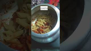 Cooker m pasta recipe 😍bo bhi 5 min m 😇 tasty  desi style  pasta  short Akanksha yadav [upl. by Asel]