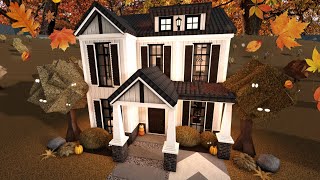 bloxburg  affordable two story fall family home ꒰ no advanced placing build amp tour ꒱ [upl. by Robbert993]