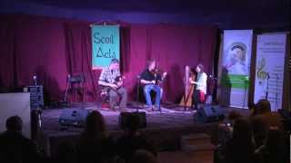 John Butler Diarmuid Gielty amp Laoise Kelly at Scoil Acla Traditional Irish Music from LiveTradcom [upl. by Barnaby]