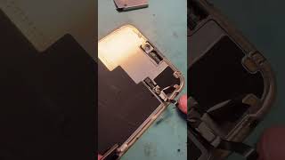 Removing the proximity sensor cable for Iphone 15pro max ameralkhder1 عامرعثمان [upl. by Anivahs]