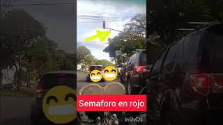 SEMAFORO EN ROJO noticias transito imprudencia [upl. by Haek]