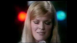 1971  Gloria Loring  Beautiful powerful singing in top form [upl. by Prue]