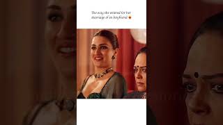 The way she entered for her ex boyfriend marriage dopatti kritisanon shaheersheikh [upl. by Aretak862]