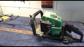 Vintage 2002 Weed Eater Hedge Trimmer 22quot Part 1  Barn find 2 stroke hedge trimmer  Will it Run [upl. by Htrow470]