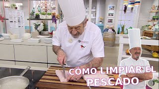 Cómo LIMPIAR el pescado con Karlos Arguiñano  Cocina Abierta [upl. by Ahsikym]