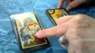 Explication tarot de marseille partie 1 tirage en croix [upl. by Wymore]