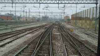 Ingresso alla stazione di Bologna Centrale [upl. by Hanoy]