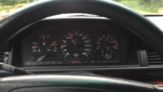 W124 500E kickdown acceleration [upl. by Attenal]