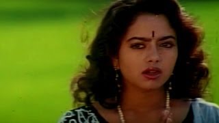 Arunachalam Movie  Soundarya Introduction Scene [upl. by Ardnuahs]