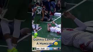 🤾🏿‍♂️Giannis Antetakoump Catches His 1st Body Of The Season  Dunks On Nikola Vucevic [upl. by Mommy]