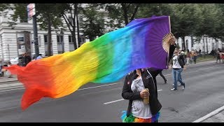 Regenbogenparade Wien 2017  Vienna Pride 2017  Schottenring [upl. by Sutsugua]