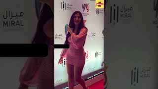 OMG Nazila Sitaishi kitni beautiful hai honeysingh shorts trending thebollywoodlife model [upl. by Gusty499]