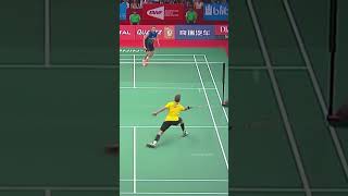 Lee Chong Weis brilliant defensive skill shorts badminton leechongwei [upl. by Tombaugh]