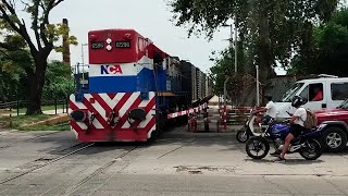 Tren cargas NCA quotCerrados Ferrosur  Patagonicos ALPATquot GR12 6596 por Bancalari [upl. by Toft]