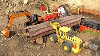 YouTube GOLD  DIG DEEP amp WEIGH THE GOLD s1 e10  RC ADVENTURES [upl. by Ised393]