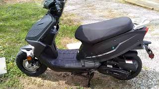 TaoTao New Speed 50 Scooter walkaround [upl. by Brunhild]