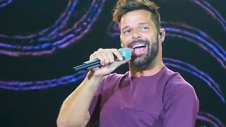 Ricky Martin quotVENTE PA CAquot  Torreon Mexico【December 07th 2016】 [upl. by Ecargyram209]