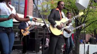 Joan Soriano Live at Navy Pier World Music Festival Chicago 2010 Bachata [upl. by Demmahom]