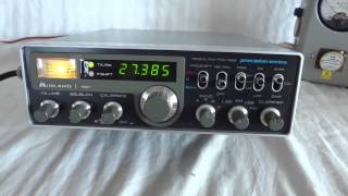 Vintage Midland 7001 Precision Series CB radio sidebander [upl. by Allemaj932]