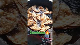 Sambosa aalu Wala smabosa recipe ytshorts youtubeshorts streetfood shorts rf food vilog [upl. by Yruama]