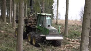 John Deere  Einsatz im Forst [upl. by Ellennaj]