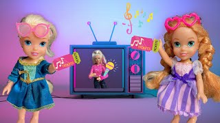 Elsa and Anna Toddlers want Concert Tickets  Elsia and Annia  Barbie  Elijah N [upl. by Attevaj]