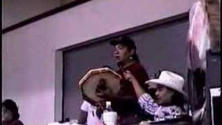 Native American Shoshone Paiute Indian signing  Round Dance [upl. by Ester]