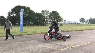 Stunt and WheelieSchool one minute video of Manon wheelie school [upl. by Olegna]