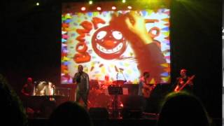 La bomba loca  Gustavo Cordera y Kevin Johansen  Liniers Stgo Chile 15082014 [upl. by Saitam132]