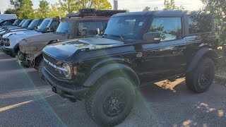 2024 Bronco 2 door wSasquatch package vs 4 door and FJ Cruiser [upl. by Airamas967]