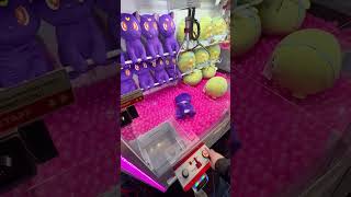 A Real Hack To Win From Claw Machines [upl. by Bertram503]