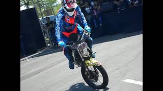 Stunt ride BATAM Wawan Tembong Solo [upl. by Nehepts670]