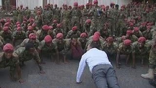 Photo Ethiopia PM relives his military days with protesting soldiers [upl. by Witcher841]