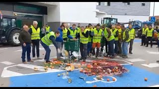 Los chalecos amarillos destrozan productos marroquíes en el Mercadona de Arnedo [upl. by Eudoxia987]