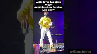 Arijit Singh Live Concert In London Arijit Singh Loves His Stage viralfeeds bollywood [upl. by Portuna]