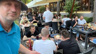 Live aus der Ukraine  Volle Biergärten in Odessa [upl. by Gabrila]