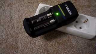 Varta Mini Charger Easy Charger  شاحن البطاريات الوسط والصغيرة [upl. by Anelyak]