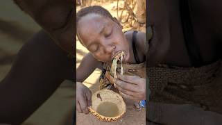 See🔥 incredible breakfast time🤤 hadzabe tribe Woman Enjoying eating meat foodbushmen culture [upl. by Hurff]