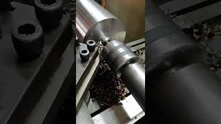 MACHINING CYLINDERS ON THE MANUAL LATH UNIVERSAL PARALLEL LATH [upl. by Innos887]