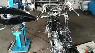 Suzuki Intruder VS800 idle rpm on carbs [upl. by Ailb]