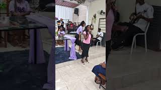 Sete trombetas cover laurietecantora louvor gospel pentecostal [upl. by Filomena]