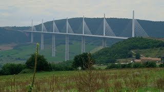 Assembling the Worlds Tallest Bridge [upl. by Odlanir]