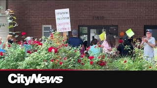 Plans for Ahuntsic shelter come to a halt as Montrealers march [upl. by Keith]